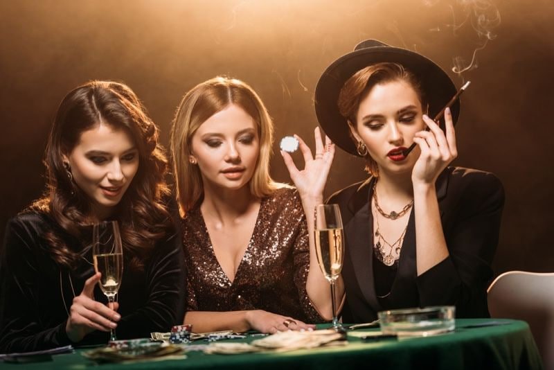Giao diện cá cược thể thao soikeo trên điện thoại với kèo bóng đá